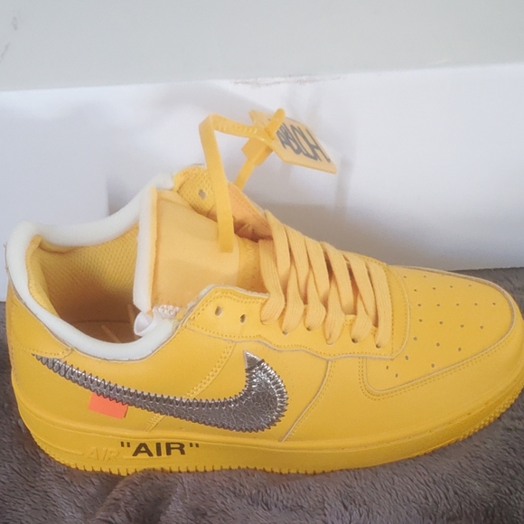 Nike Air Force 1 OFF-WHITE. SALE! READY FOR THEM TO GO!!! - Picture 3 of 6